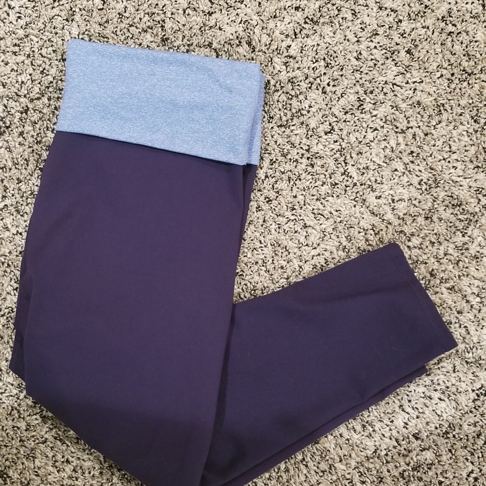Fabletics capri fold over active wear